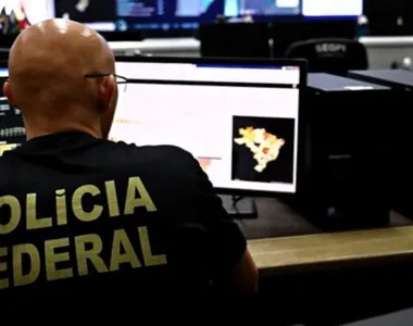 Mais de 200 milhões de brasileiros tiveram os dados divulgados pelo hacker.
