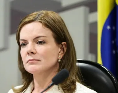 Presidente do PT ativa modo 'na bruxa'