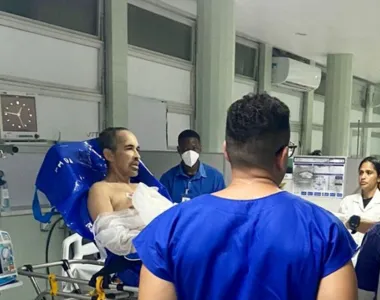Esequias dos Santos foi o primeiro paciente a ser recebido pelo hospital, após mudança