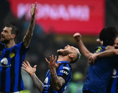 Federico Dimarco comemora título da Inter
