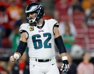 Lenda da NFL contou como conseguiu a proeza de perder o anel