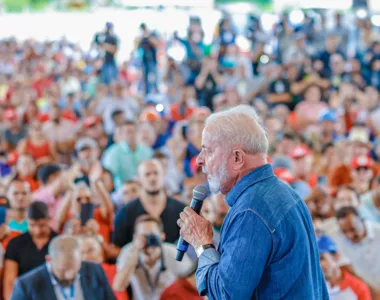 Presidente fica na bronca com notícias falsas