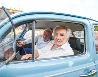 Lula usou redes sociais para prestar apoio ao amigo