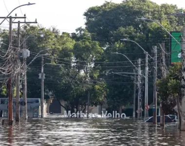 O sistema de metrô está funcionando entre as 8h e as 18h