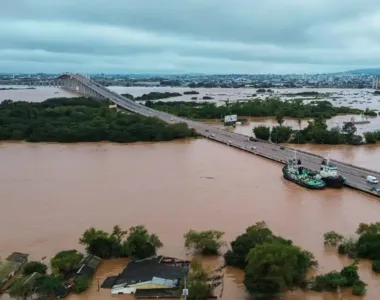 Segundo ex-BBB, casa da família está completamente submersa