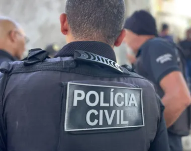 De acordo com a polícia, o criminoso possui antecedentes criminais