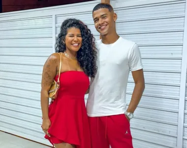 Sheuba e Tiago Souza noivaram com 5 meses de namoro