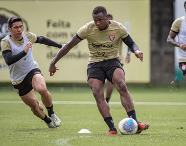 Volante já foi desfalque no duelo contra o Cuiabá
