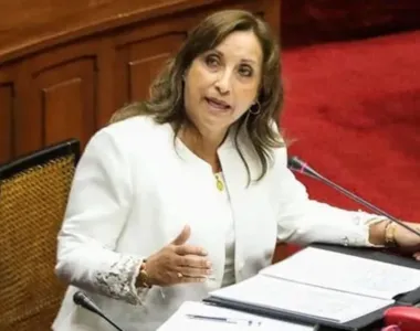 Dina Boluarte é presidente do Peru