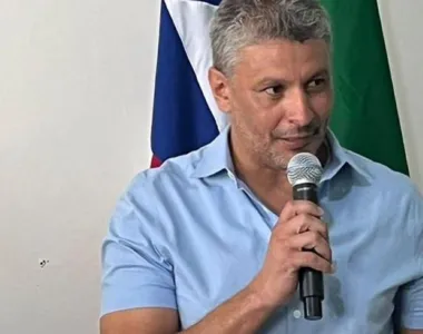 Nal Azevedo é o prefeito de Guanambi desde o final do ano
