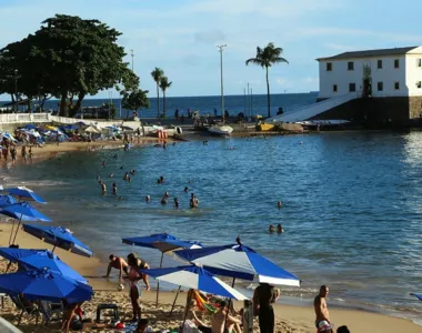 Balneabilidade das praias divulgadas pelo Inema também incluem litoral norte, Costa do Cacau e Costa do Dendê