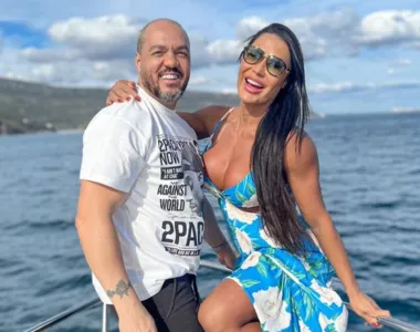 Gracyanne não descartou a volta do casal