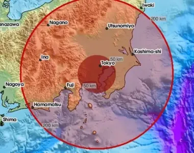 Apesar do evento sísmico, nenhum alerta de tsunami foi acionado pelas autoridades