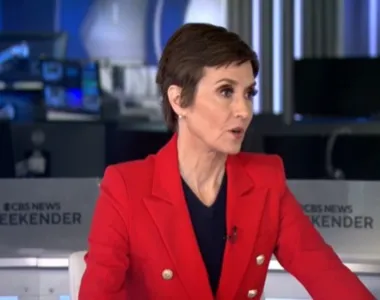 Uma repórter investigativa foi condenada, nesta quinta-feira (29), pelo crime de desacato ao tribunal. Isso porque ela não revelou as próprias fontes de artigos escritos sobre uma cientista investigada pelo FBI.