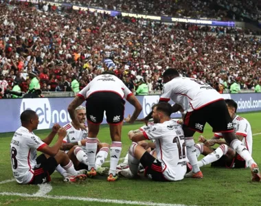 Com o placar, o Rubro-Negro carioca anotou a maior goleada aplicada na história do clássico