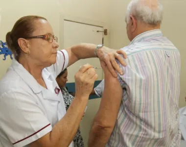 As doses serão distribuídas de acordo com critérios populacionais, considerando os grupos a serem imunizados