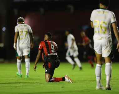 Vitória perde para o Palmeiras por 1 a 0, na noite deste domingo (14)