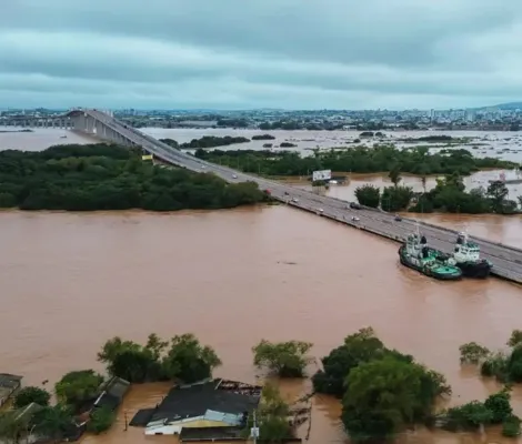 Imagem ilustrativa da imagem Ex-BBB perde casa em enchente no Rio Grande do Sul