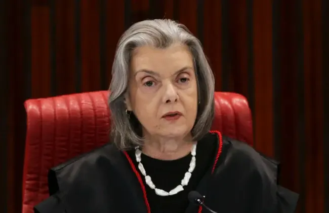 Imagem ilustrativa da imagem Cármen Lúcia é eleita presidente do Tribunal Superior Eleitoral