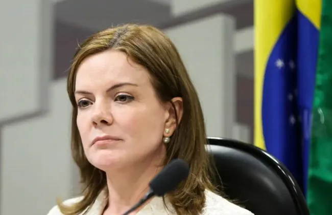 Imagem ilustrativa da imagem Gleisi Hoffmann fica na bruxa e detona presida do Banco Central