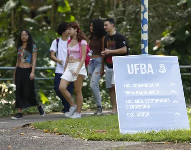 Aulas devem começar em 24 de março