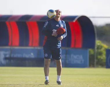 Rogério Ceni completou um ano como técnico do Bahia