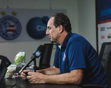 Rogério Ceni durante entrevista coletiva