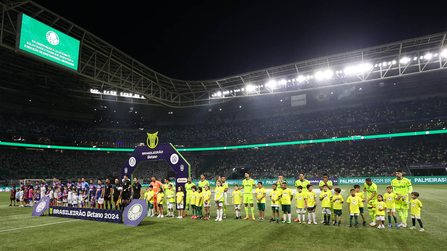 Palmeiras e Bahia se enfrentaram no Allianz Park, na noite de domingo (7)