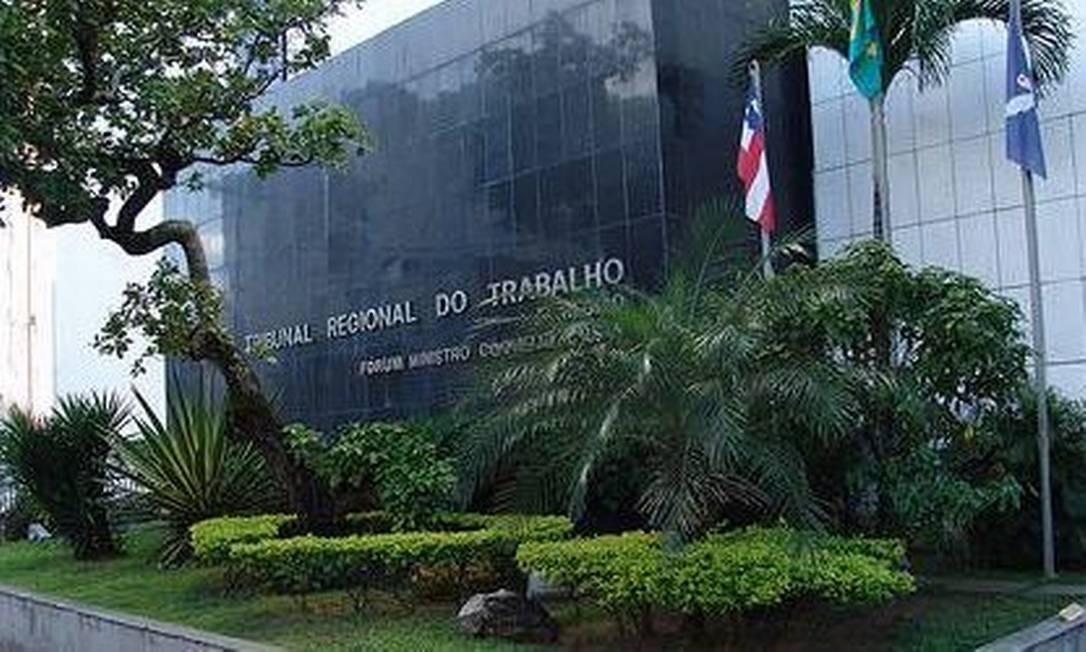 A auxiliar trabalhava em uma empresa terceirizada da LG, em Salvador