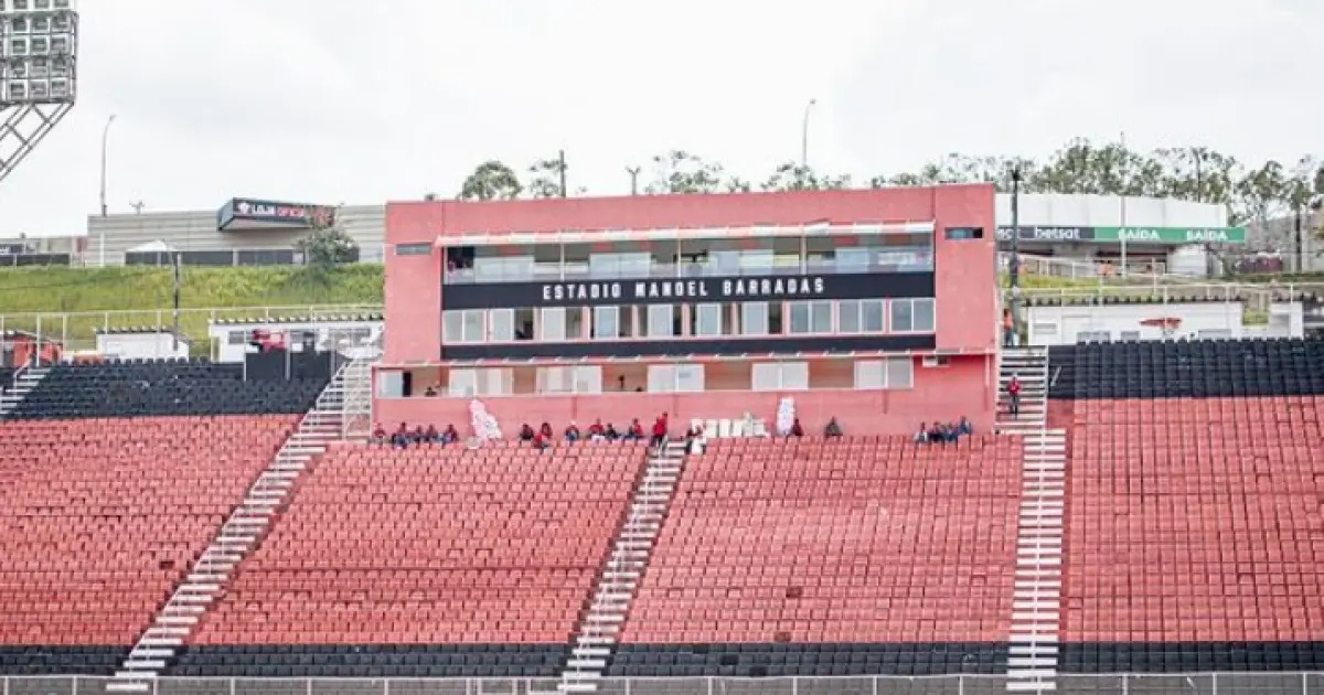 Estádio Manoel Barradas não vai 'mudar' de nome