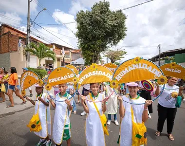 Apresentações refletiram o orgulho de pertencer a uma cidade rica em história e singularidades.