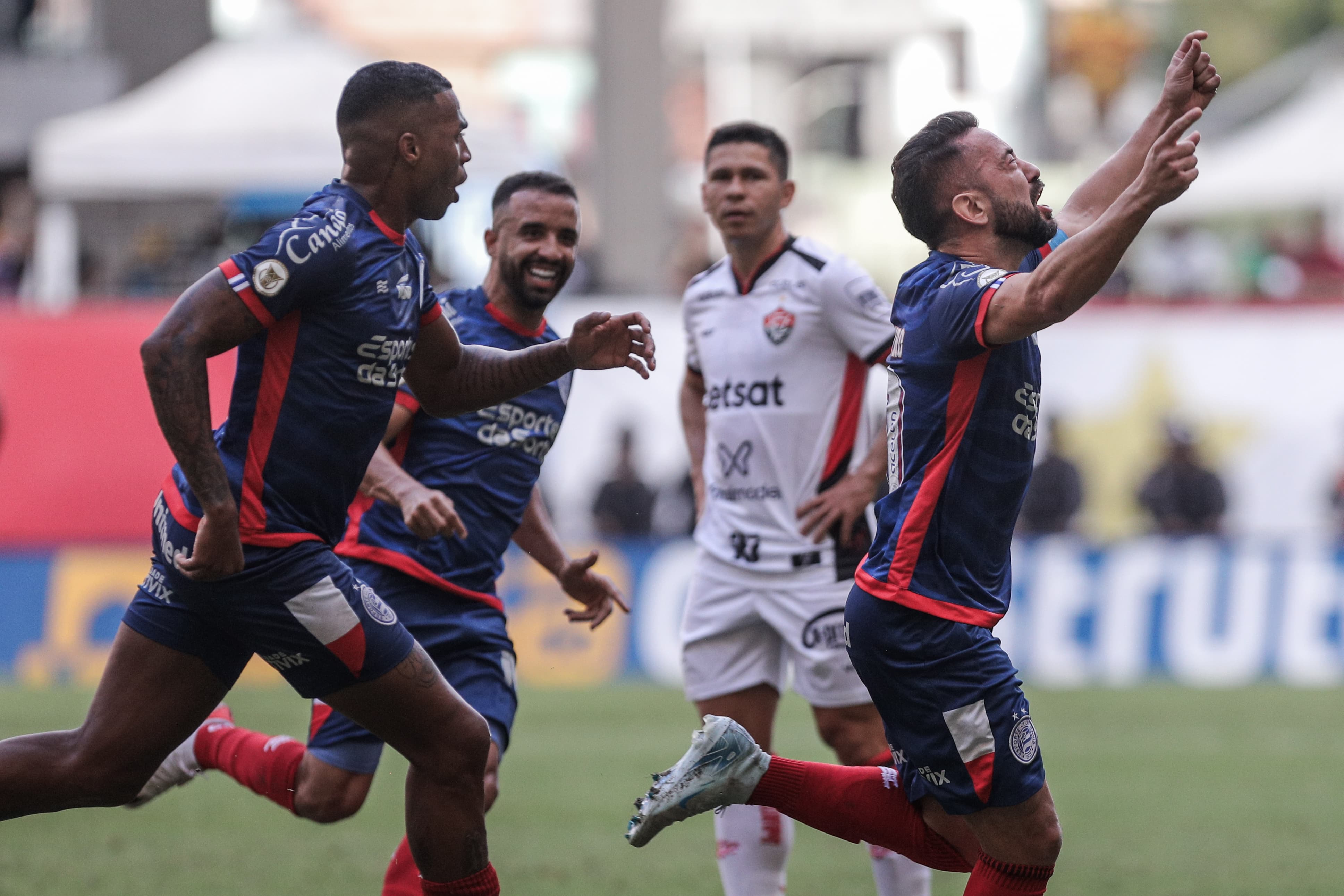 Éverton Ribeiro marcou o primeiro gol do Bahia