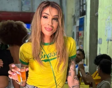 Maya Massafera no Samba de São Lázaro, em Salador