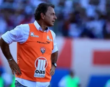 Ricardo Silva quando foi treinador do Vitória, em 2010