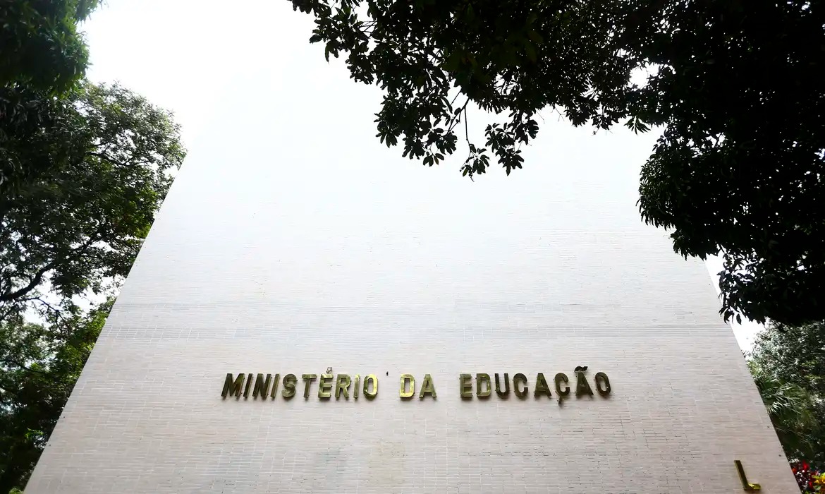 Rede municipal de educação entrará em período de recesso escolar