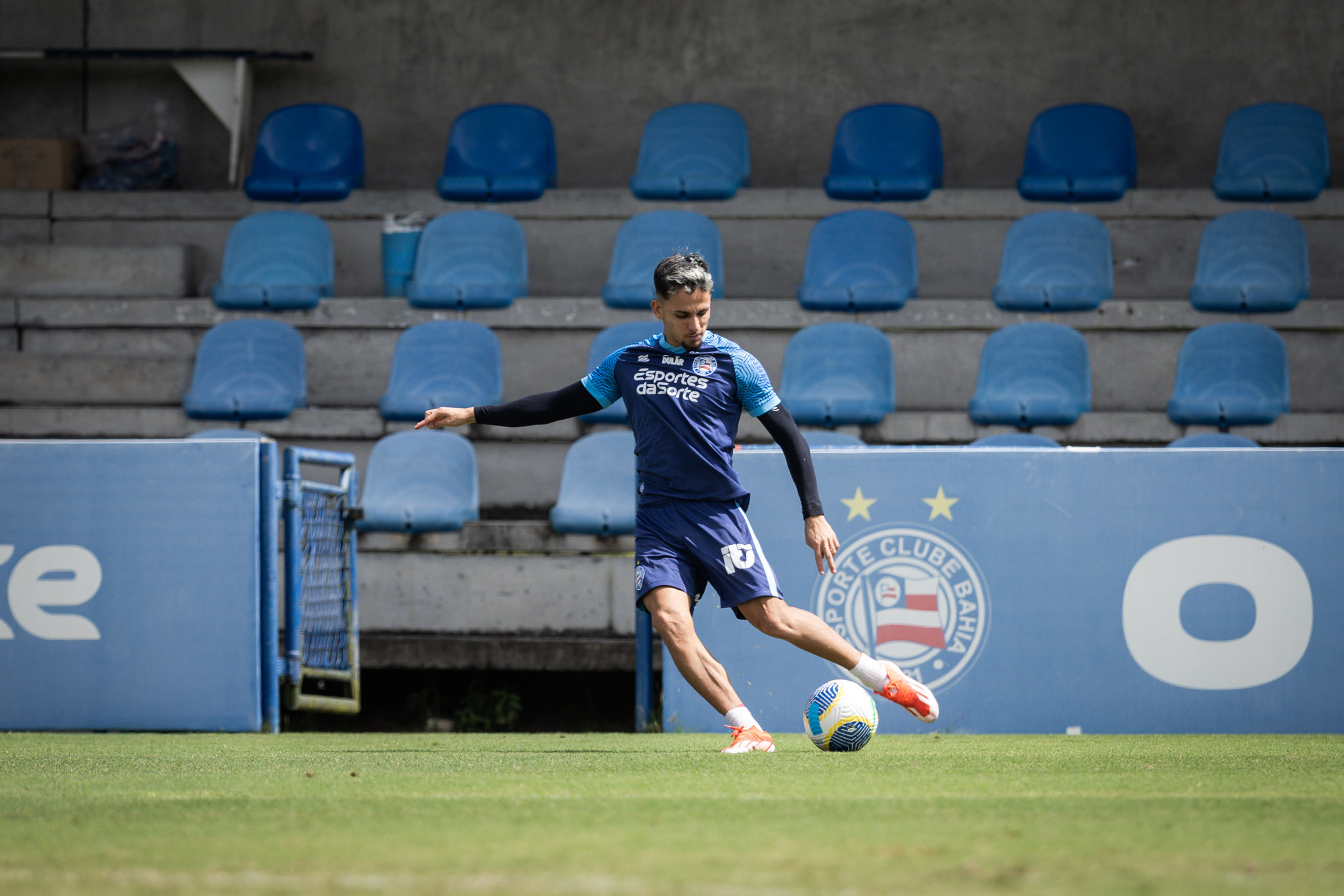 Atacante deve ganhar nova chance como titular contra Dourado