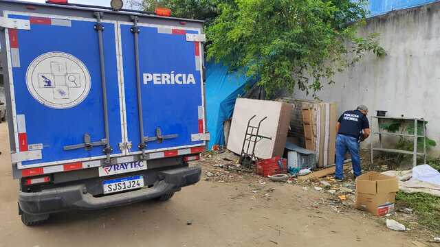 Corpo foi encontrado na manhã desta quarta-feira (24)