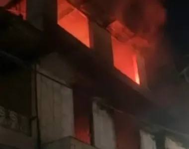 Incêndio começou no primeiro andar