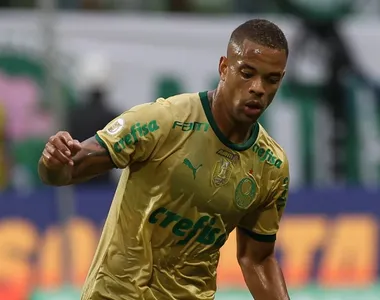 Caio Paulista em jogo do Palmeiras