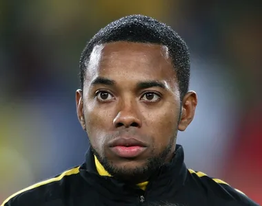 Robinho foi condenado por estupro coletivo, crime aconteceu na Itália