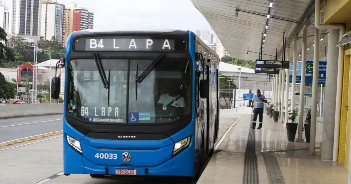 Linhas integram as estações da Lapa e Pituba