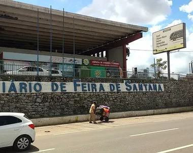 Mulher estava vendendo drogas nas redondezas da rodoviária
