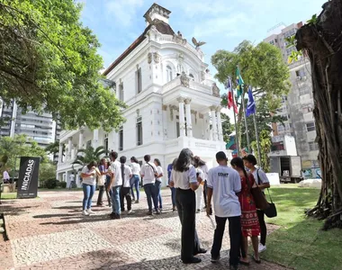 Lançamento do programa aconteceu em evento realizado na área externa do Museu de Arte Contemporânea da Bahia (MAC).
