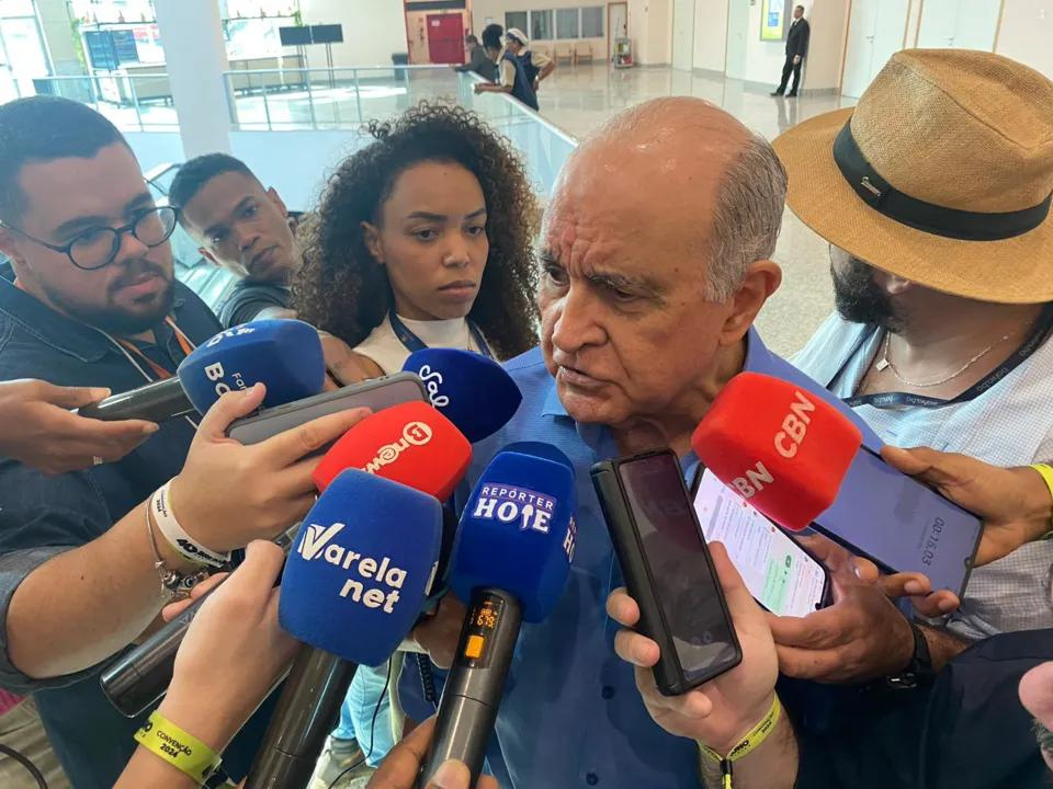 Paulo Souto esteve presente na convenção partidária de Bruno Reis