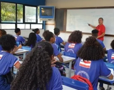 Número de evasão escolar caiu na Bahia