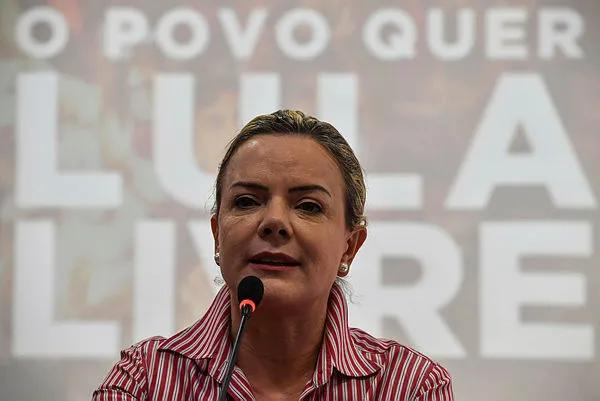 Gleisi Hoffmann é presidente nacional do PT