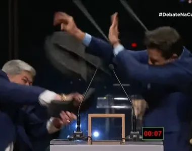 Datena deu cadeirada em Pablo Marçal durante debate eleitoral