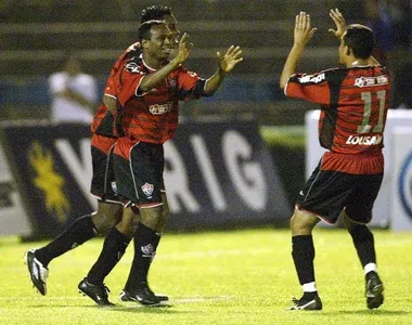 Vitória derrotou o Cruzeiro por 3 a 2 em 2004