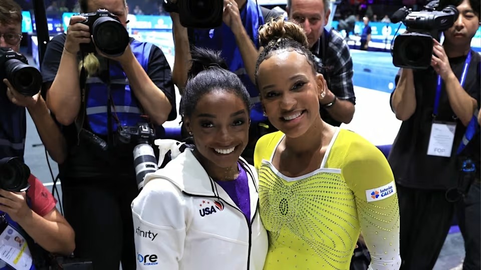 Simone Biles e Rebeca Andrade em Tóquio 2020