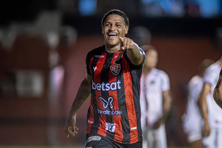 Rodrigo Andrade disputou 125 jogos pelo Vitória